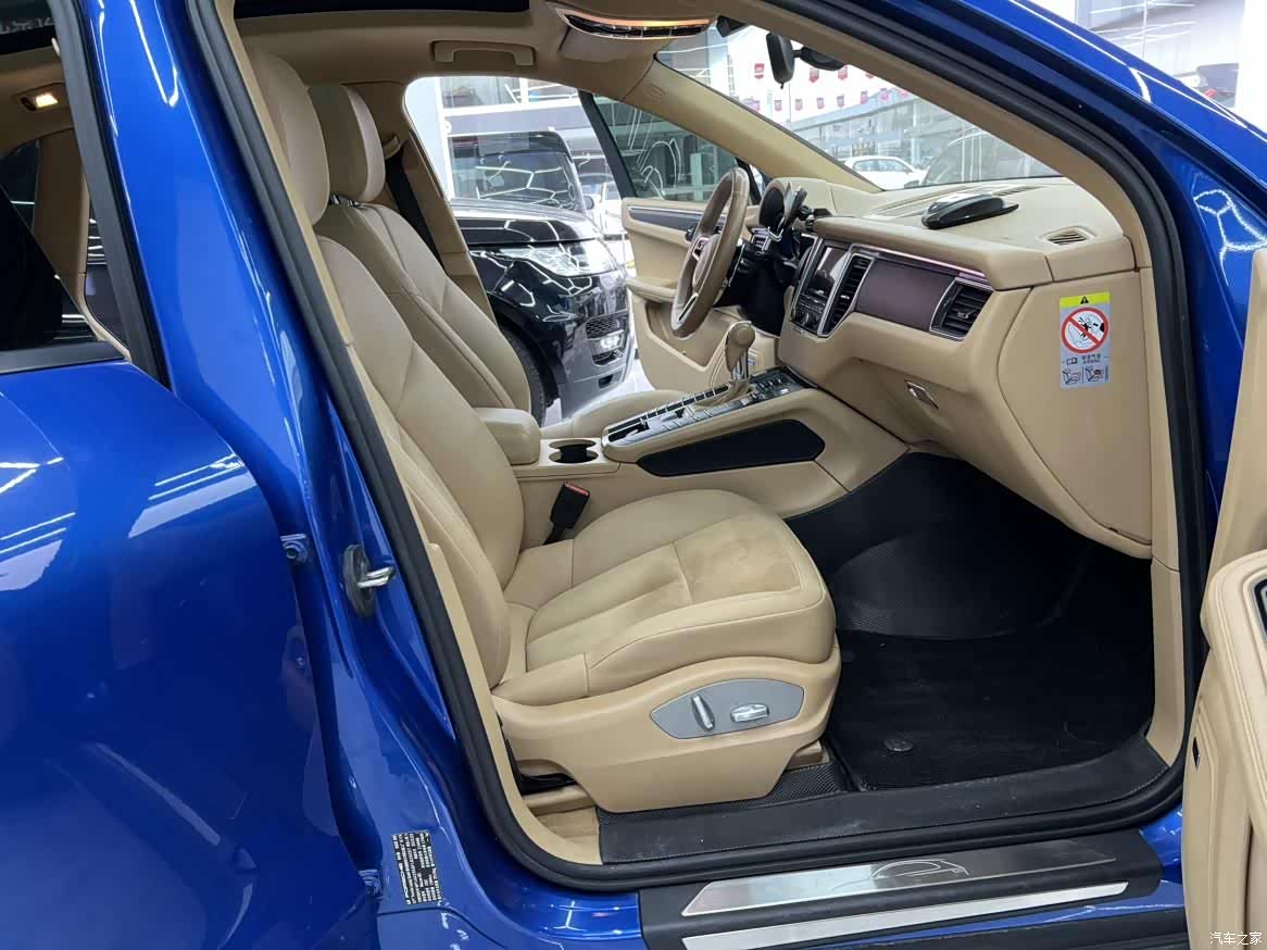 Porsche Macan, 2015 11