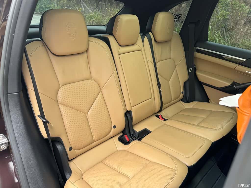 Porsche Cayenne, 2014 37