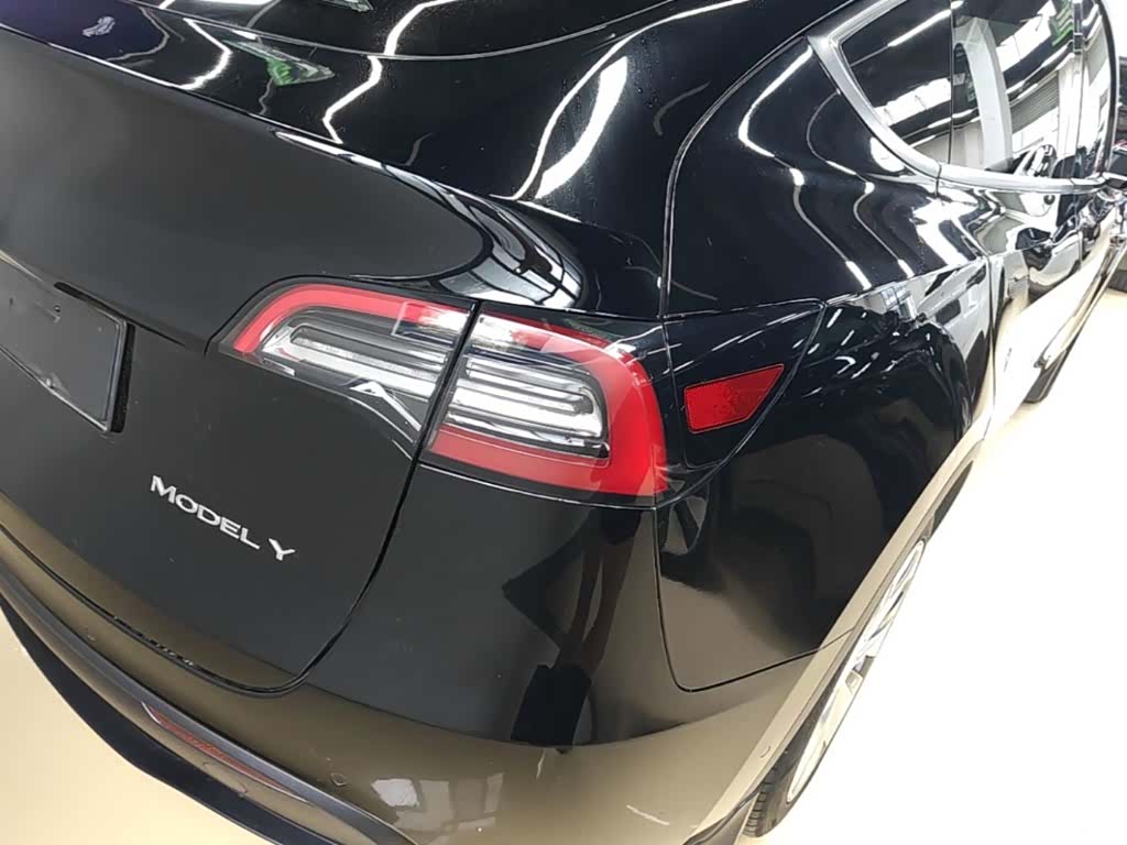 Tesla Model Y, 2022 8
