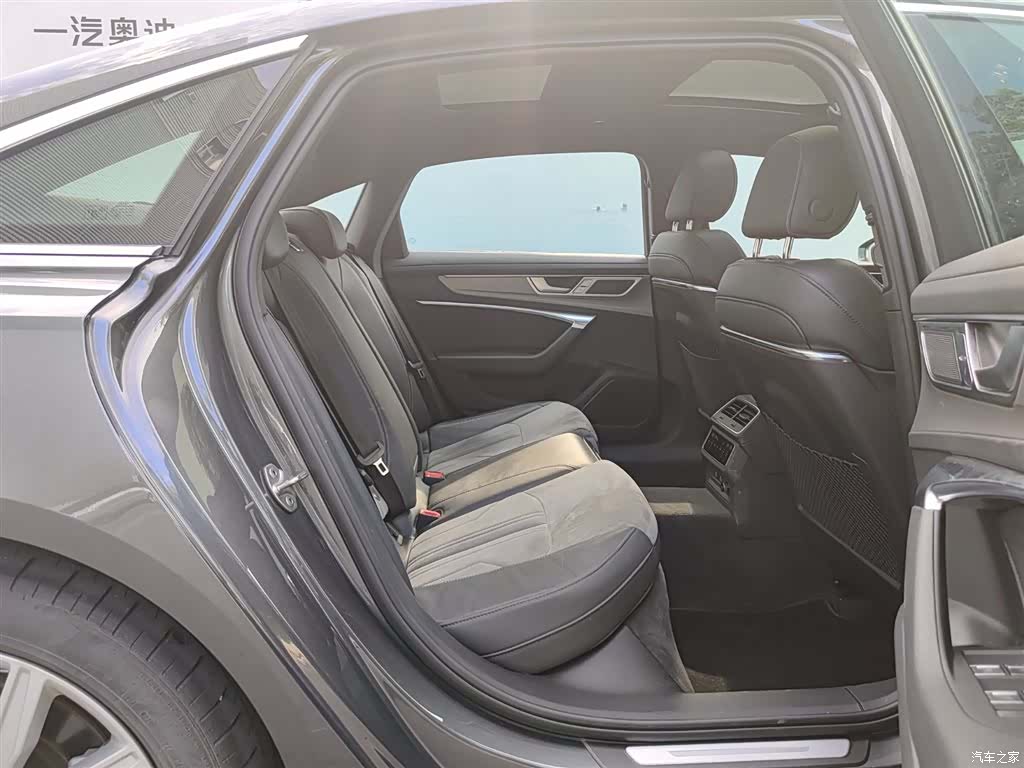 Audi A6L, 2024 12