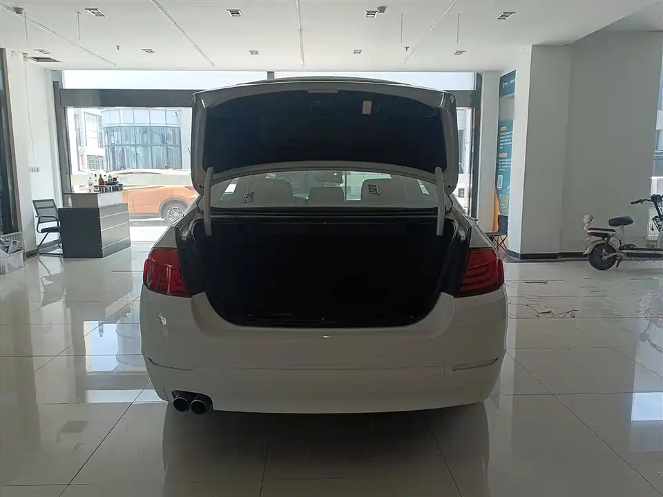 BMW 5 series BMW 5 series