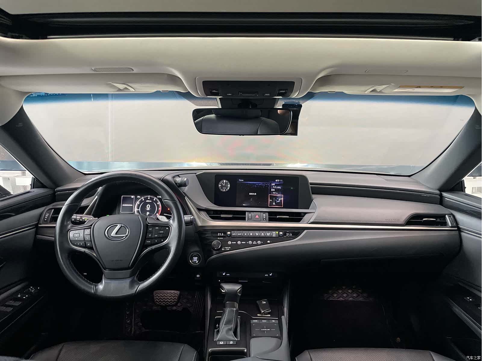 Lexus ES, 2020 13