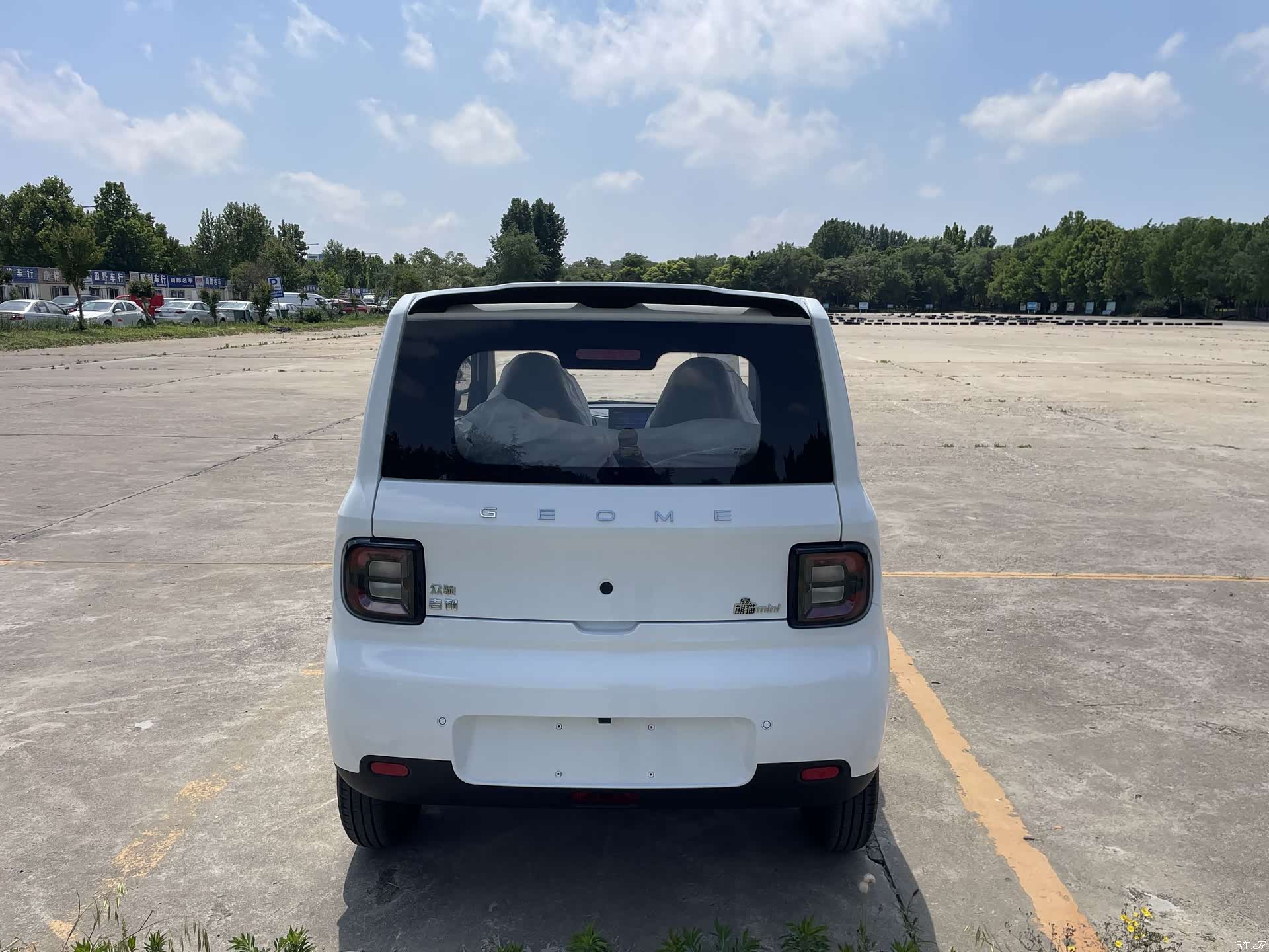 Geely Panda, 2026 6