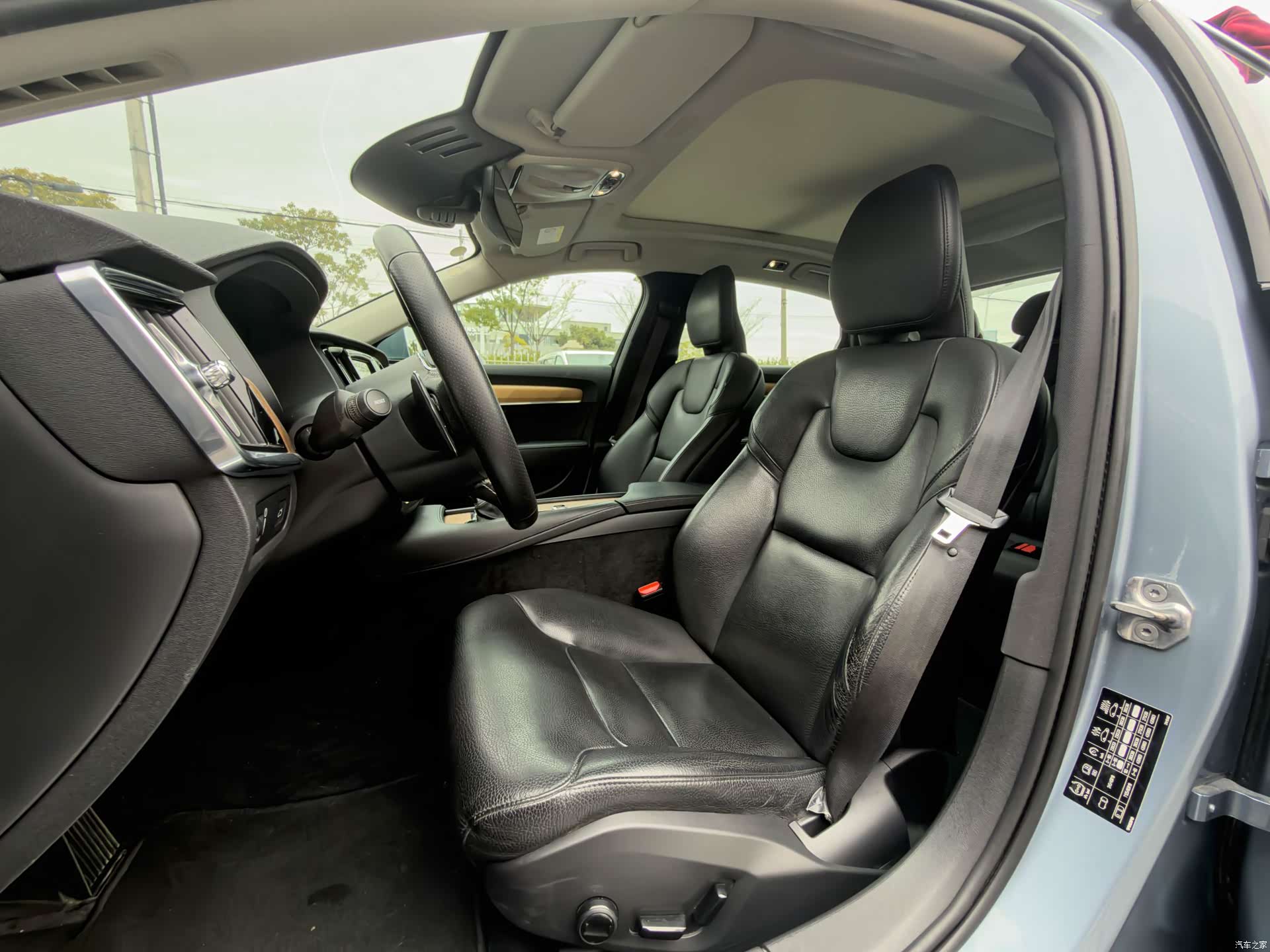 Volvo S90, 2019 14