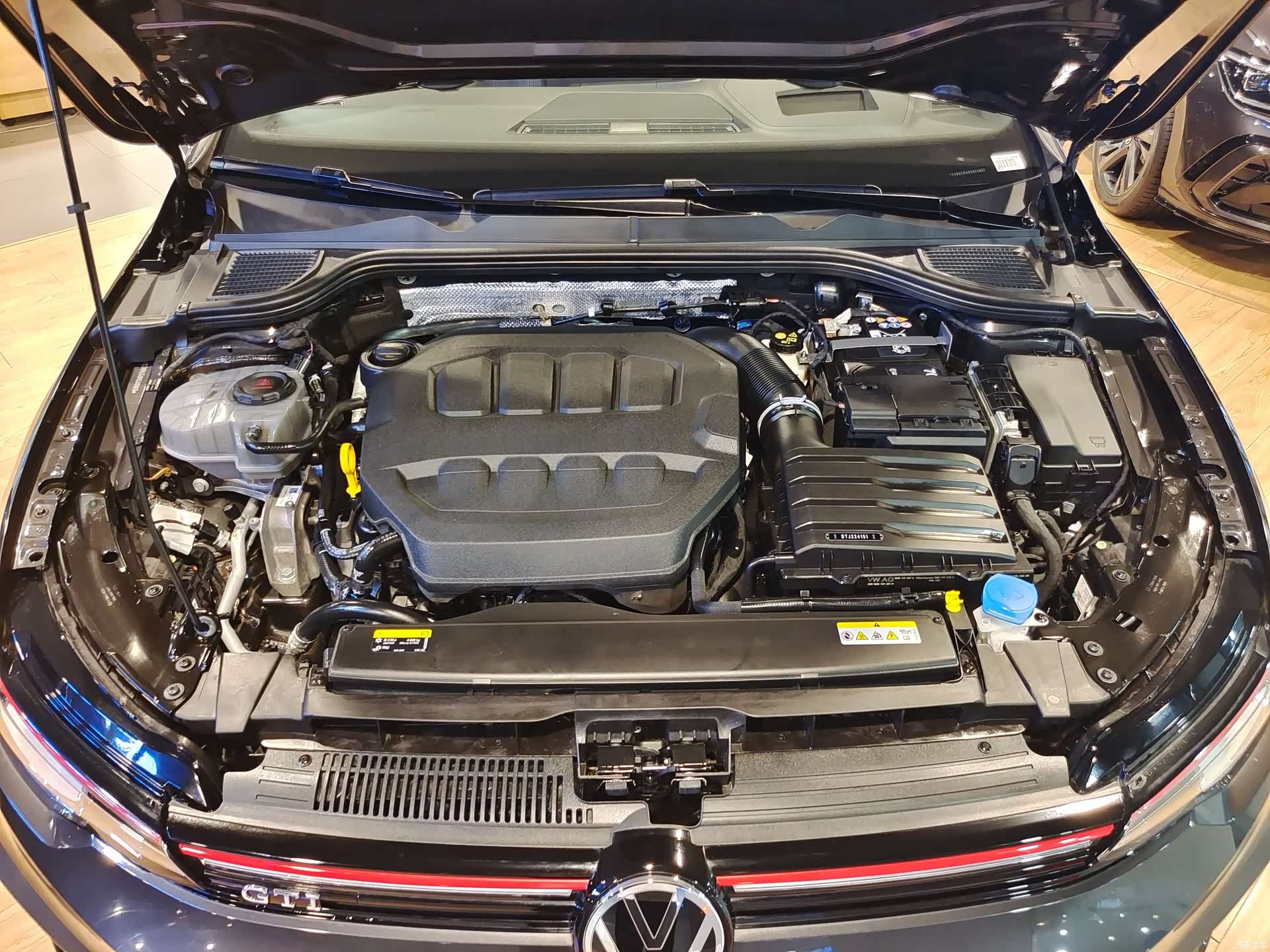 Volkswagen Golf, 2025 6