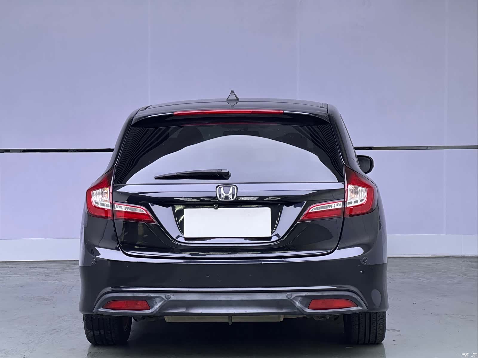 Honda Jade, 2014 4