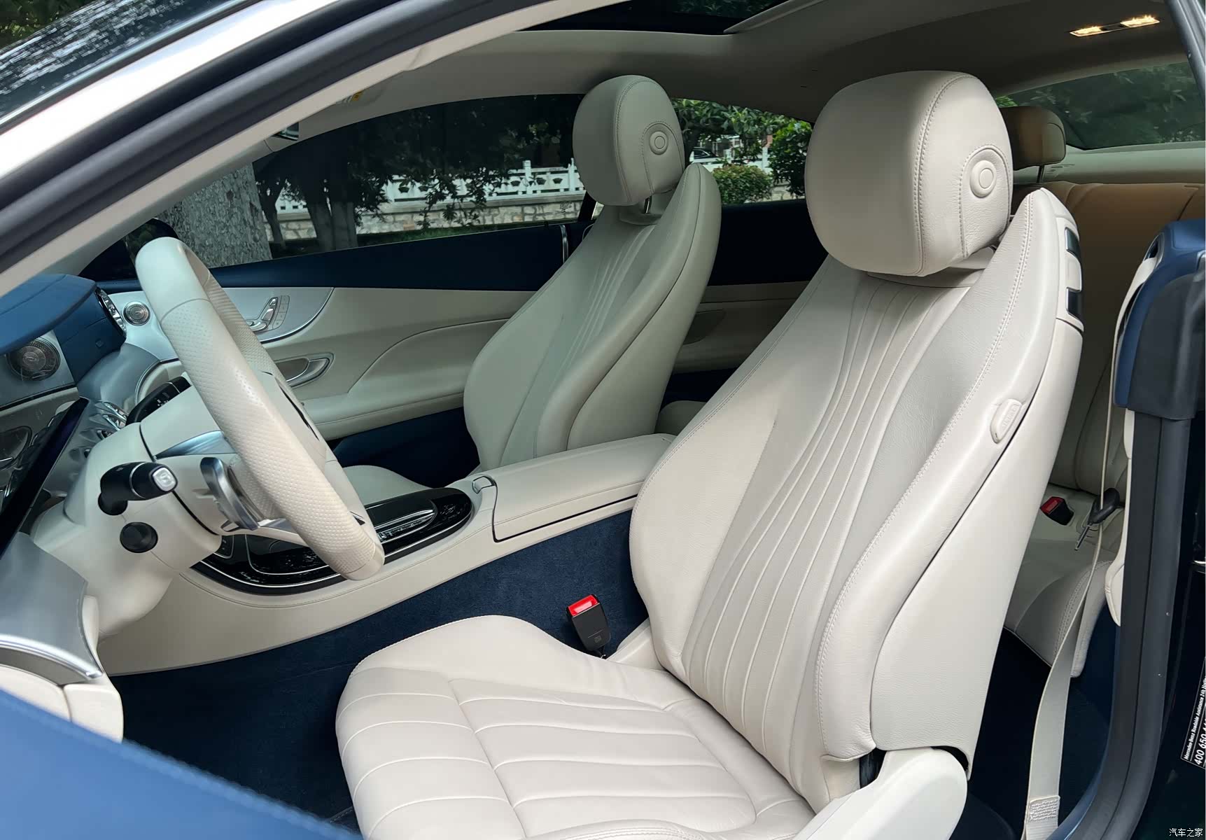Mercedes-Benz E-Class, 2023 20