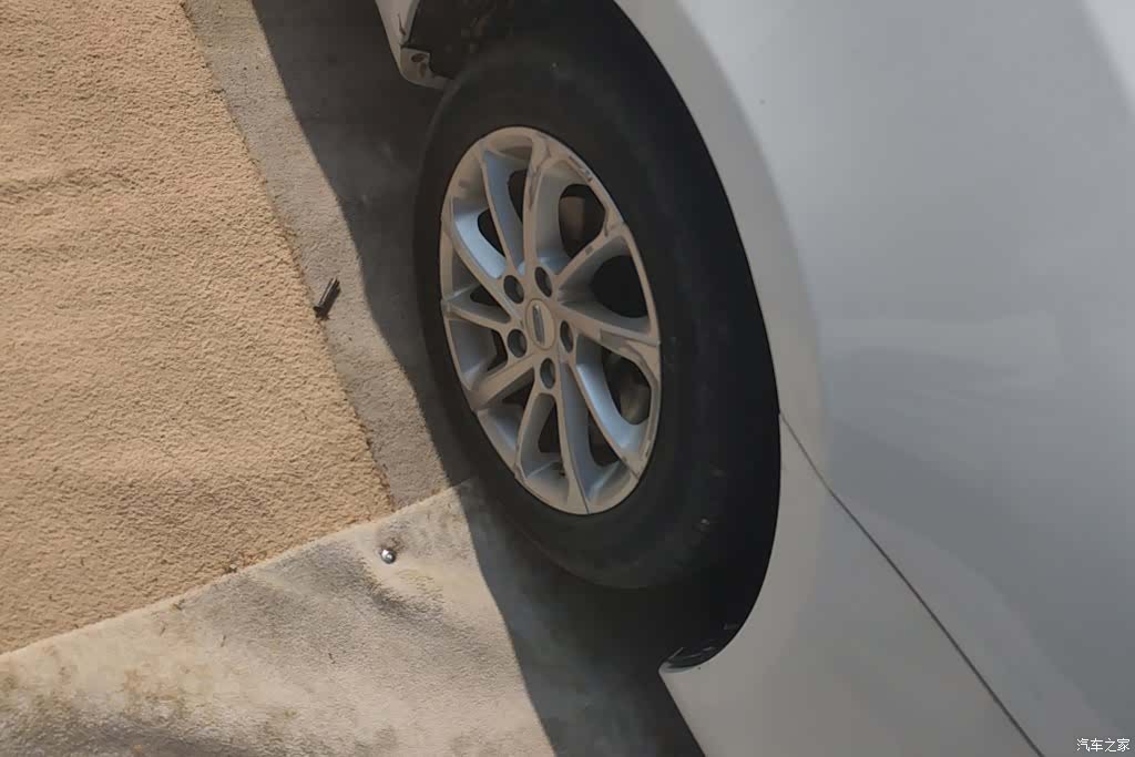 Geely Emgrand, 2021 6