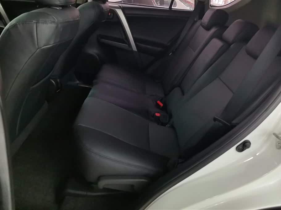 Toyota RAV4 Rongfang