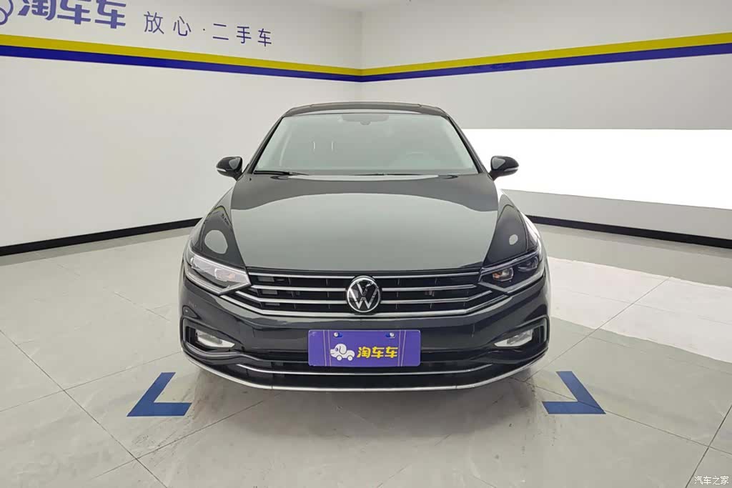 Volkswagen Magotan, 2022 2