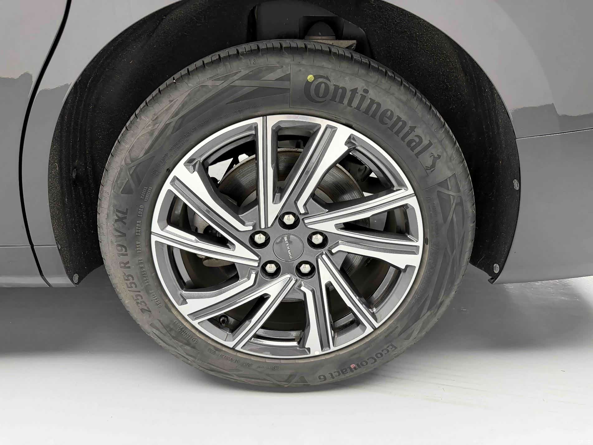 Maxus G90, 2023 3