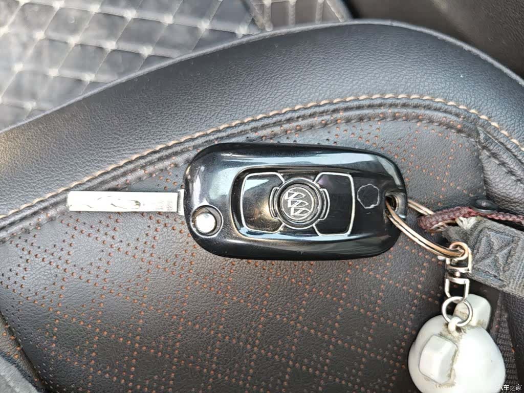 Buick Verano, 2023 17
