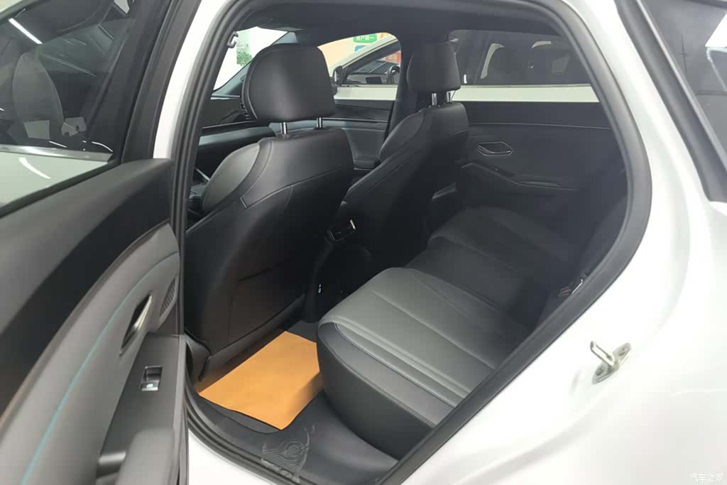 BYD Qin, 2025 11