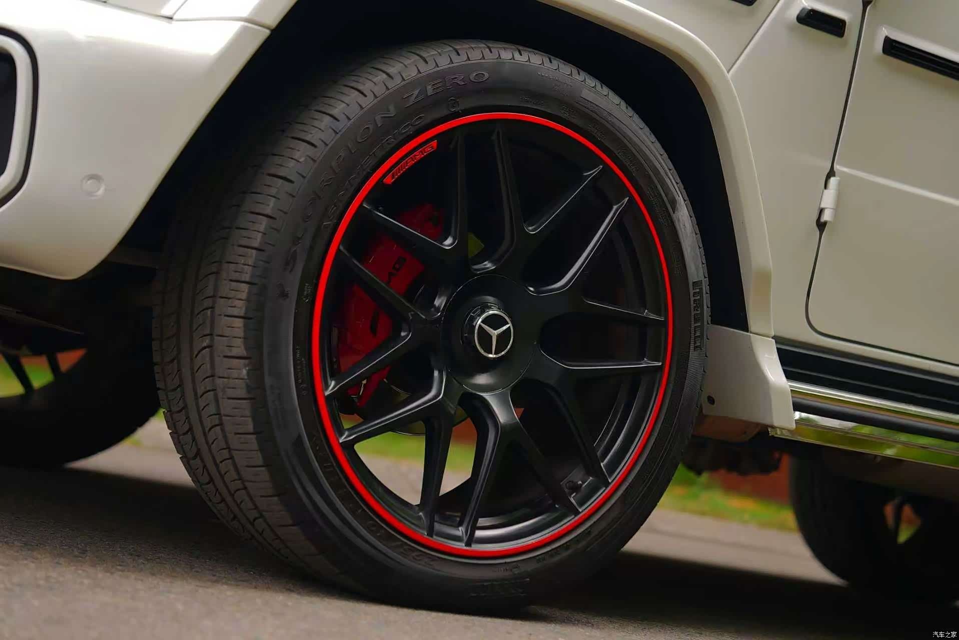 Mercedes-Benz G-Class, 2016 13