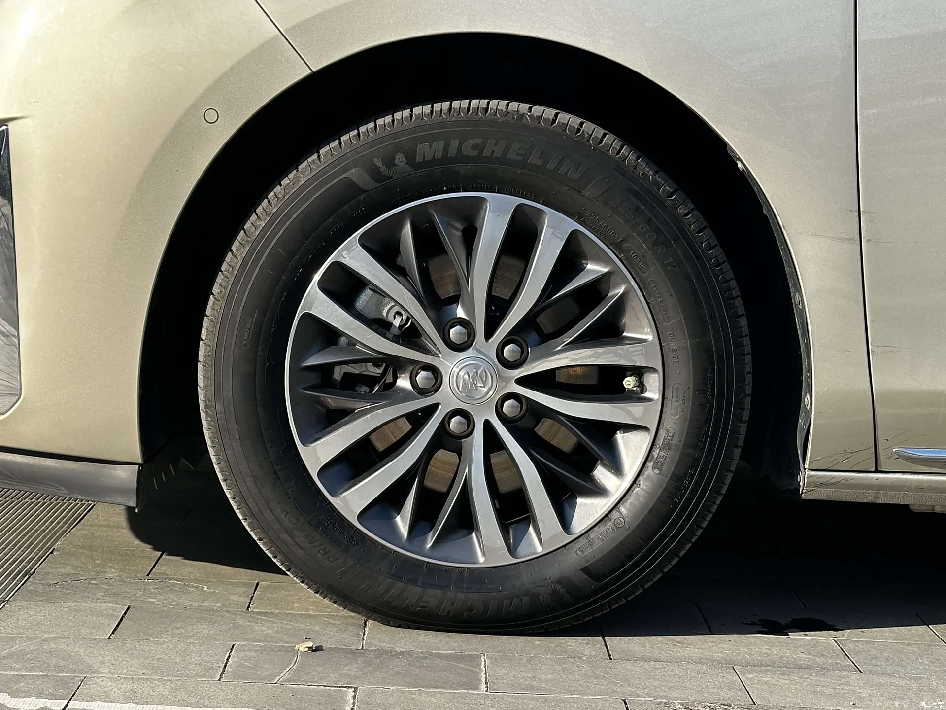 Buick GL8, 2022 8