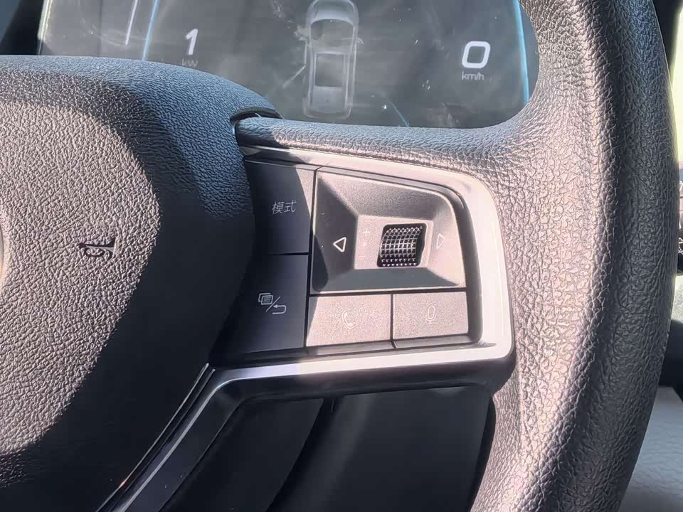 BYD Yuan Pro BYD Yuan Pro