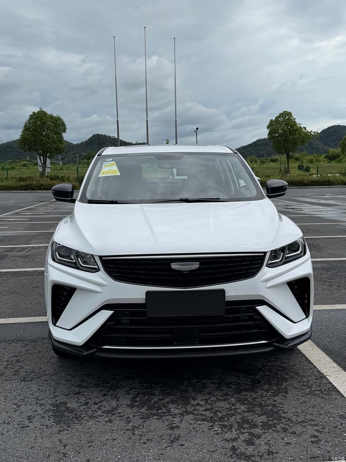 Geely Coolray, 2025 2