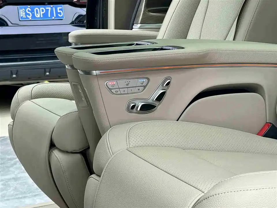 Mercedes-Benz V-class Mercedes-Benz V-class