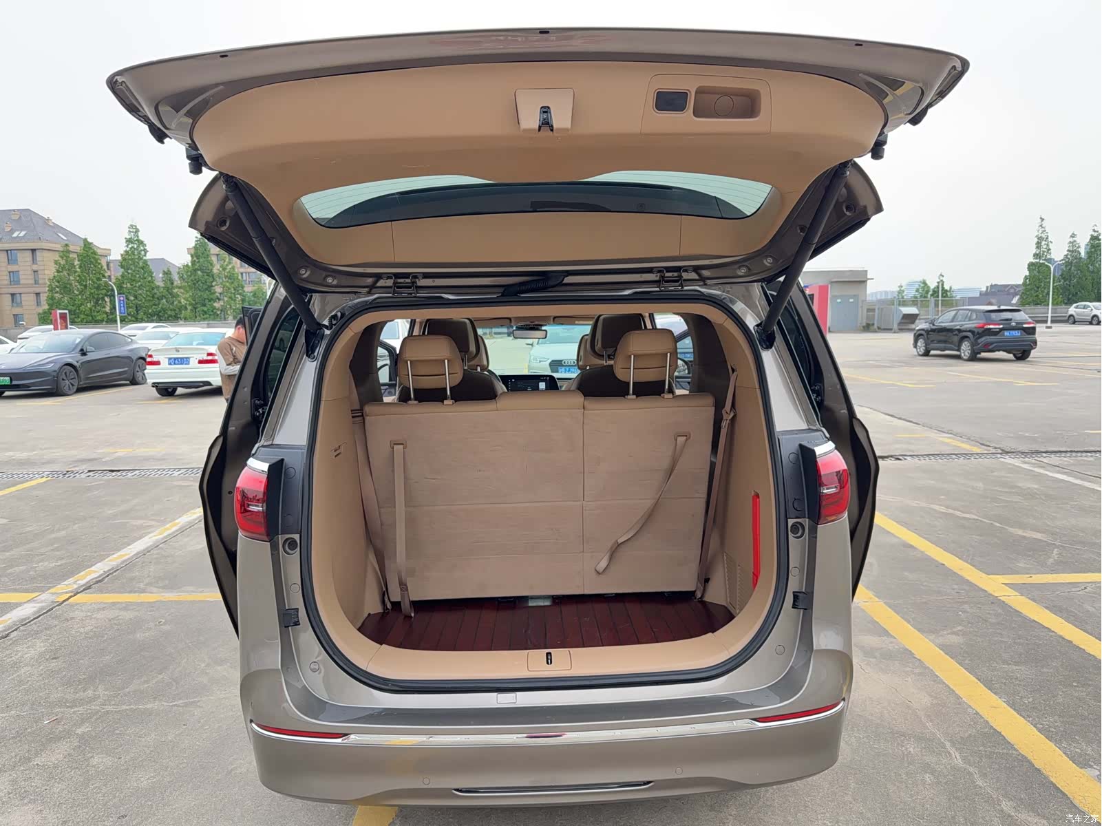 Buick GL8, 2020 15
