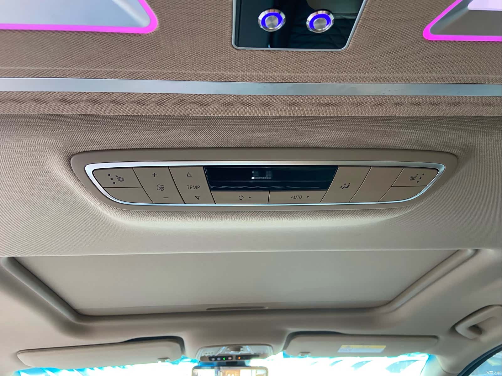 Buick GL8, 2021 19