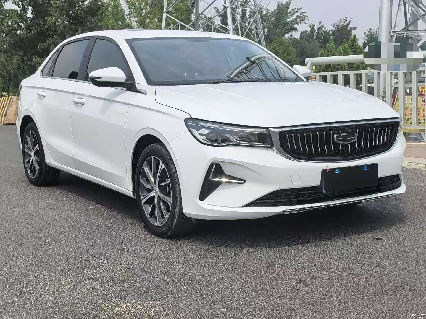 Geely Emgrand, 2023 3