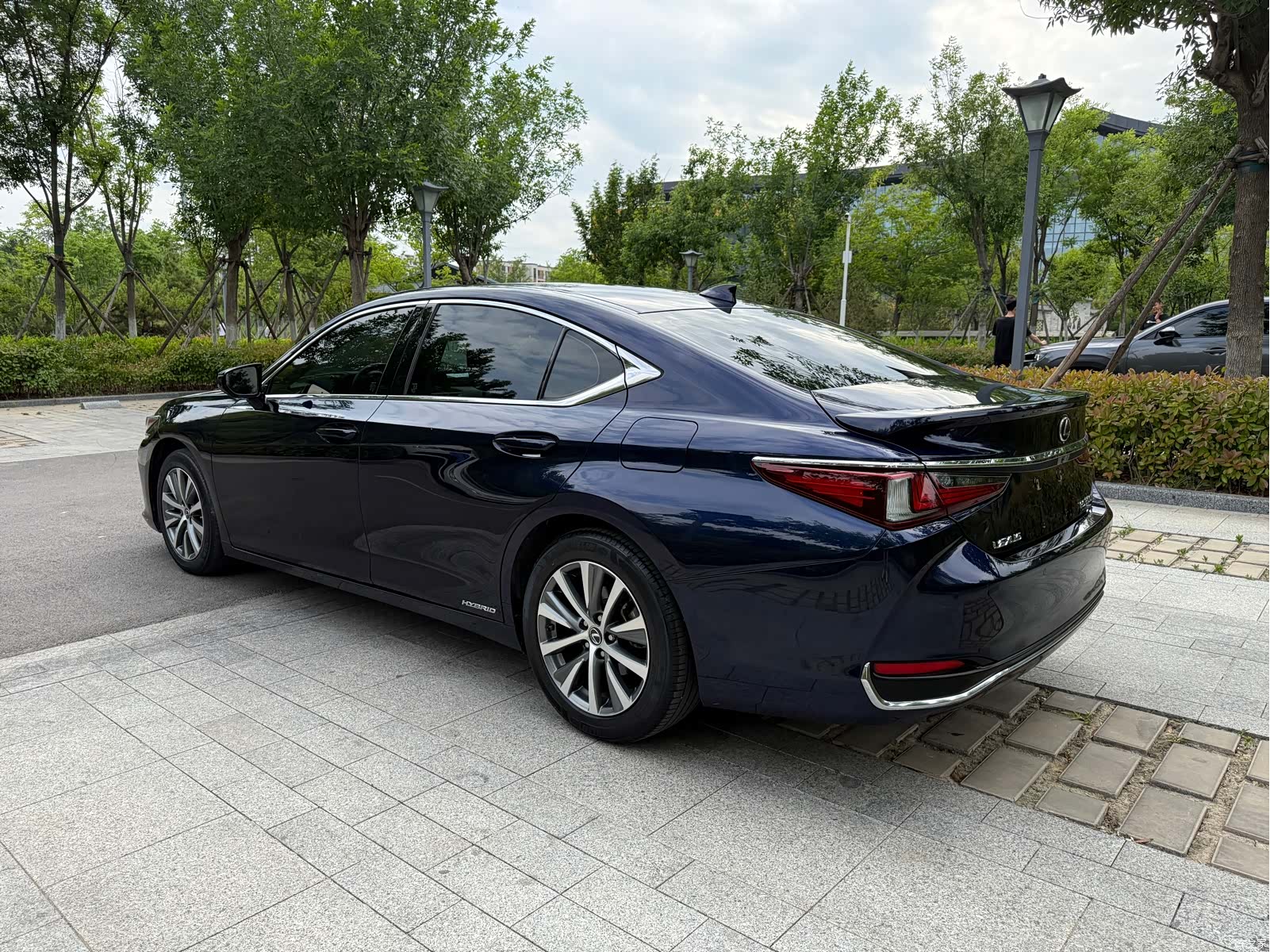 Lexus ES, 2021 4