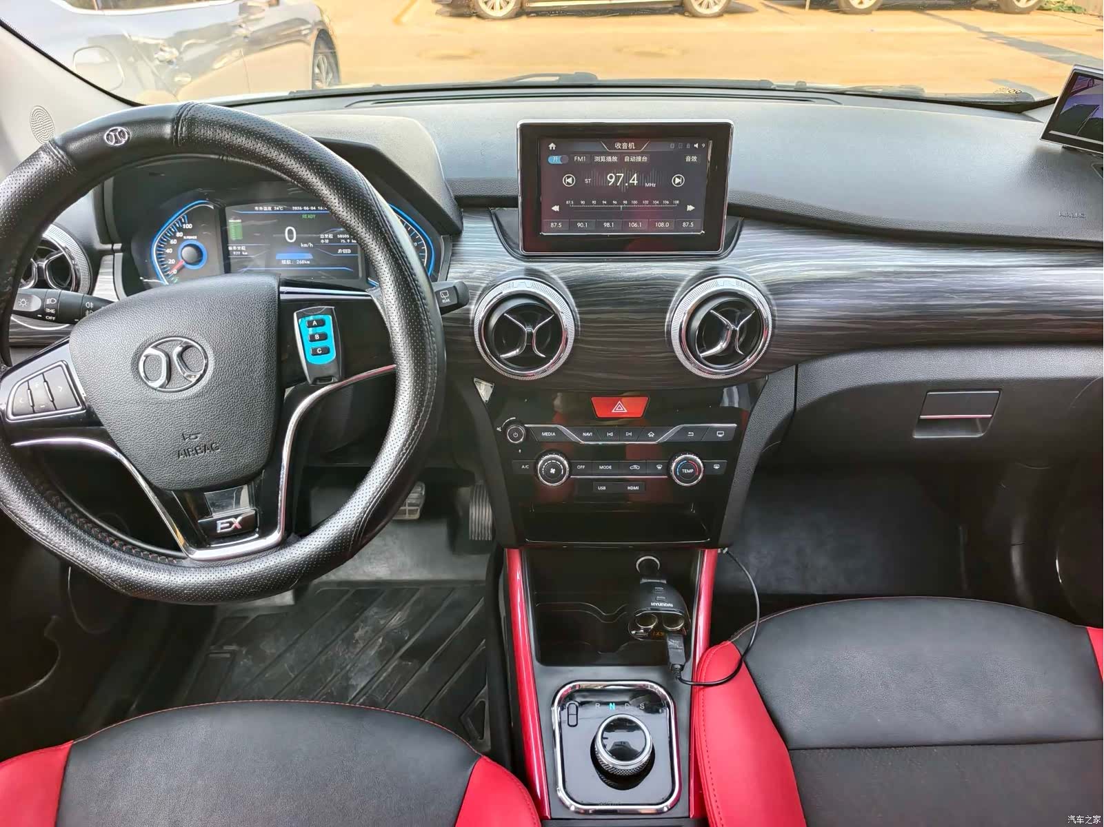 BAIC EX360, 2018 13