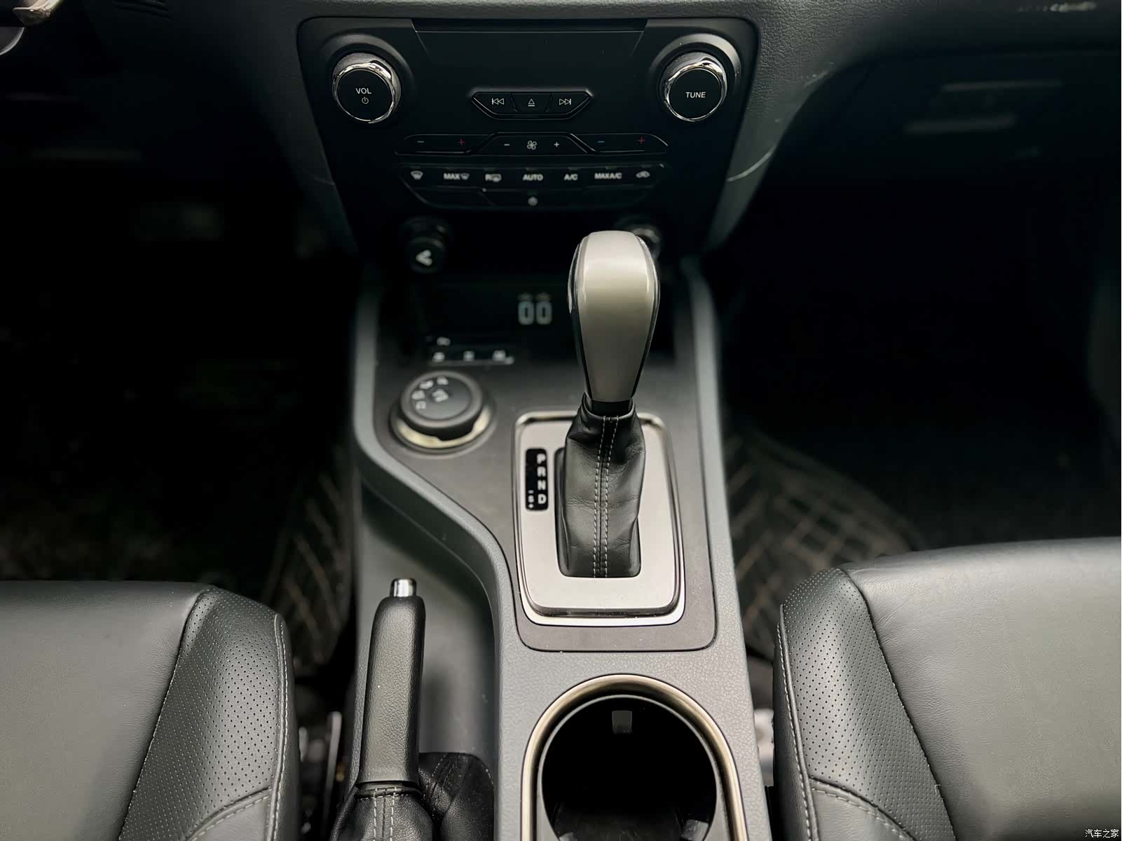 Ford 5, 2017 15
