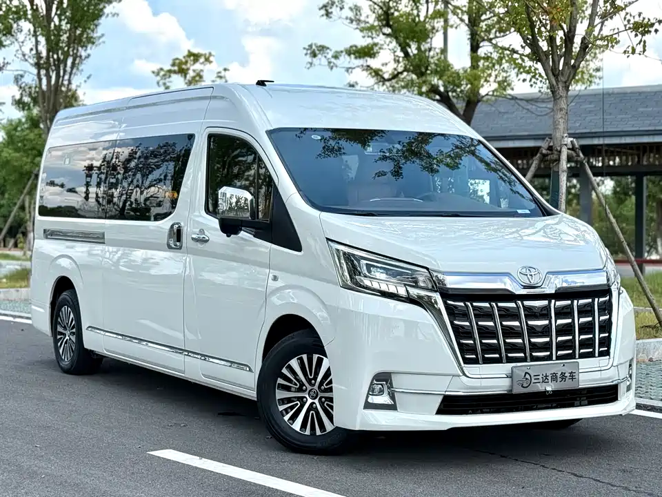 Toyota HIACE Toyota HIACE