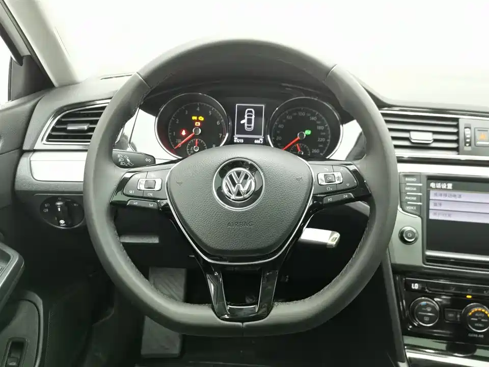 Volkswagen Lingdu