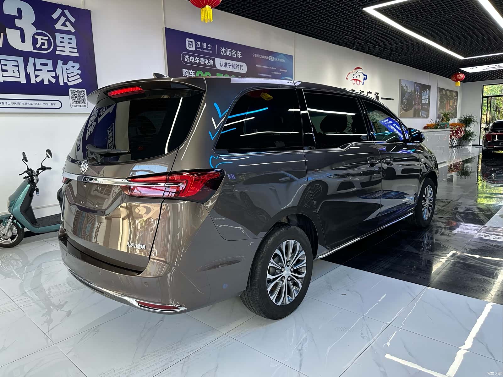 Buick GL8, 2024 9
