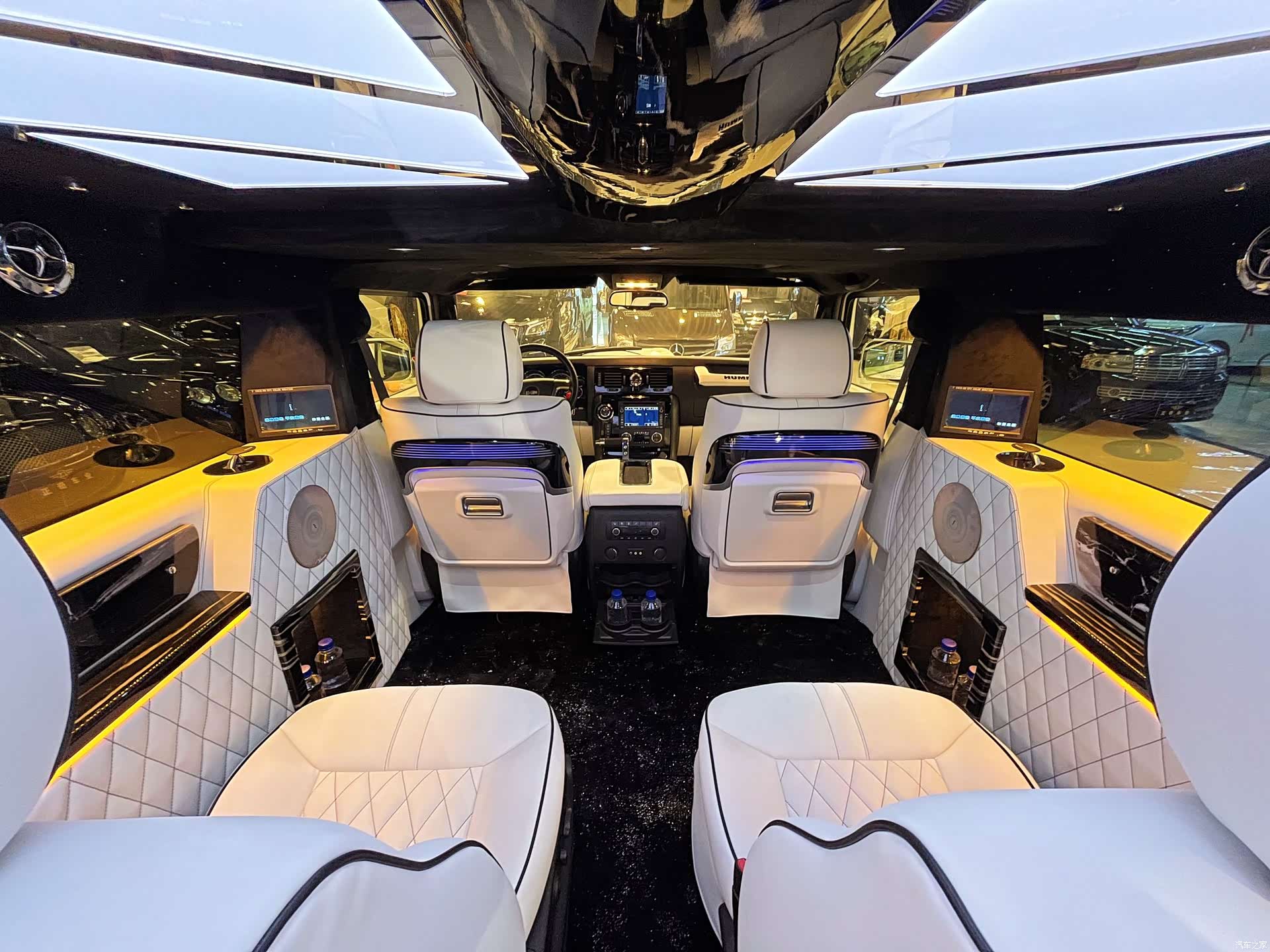 Hummer H2, 2016 31