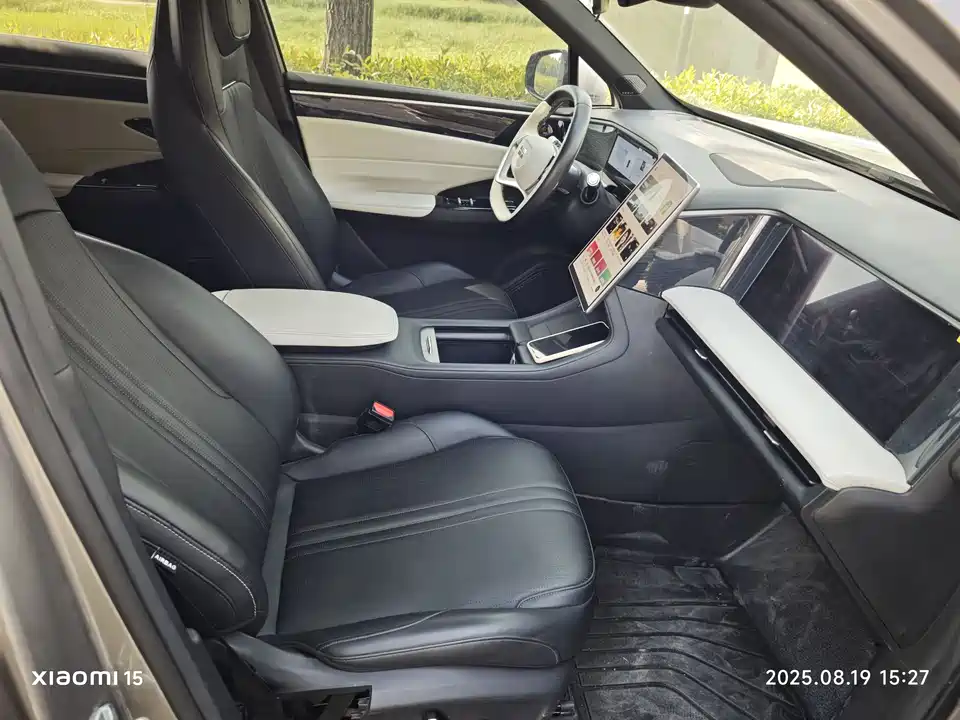 Geely Galaxy Galaxy L7