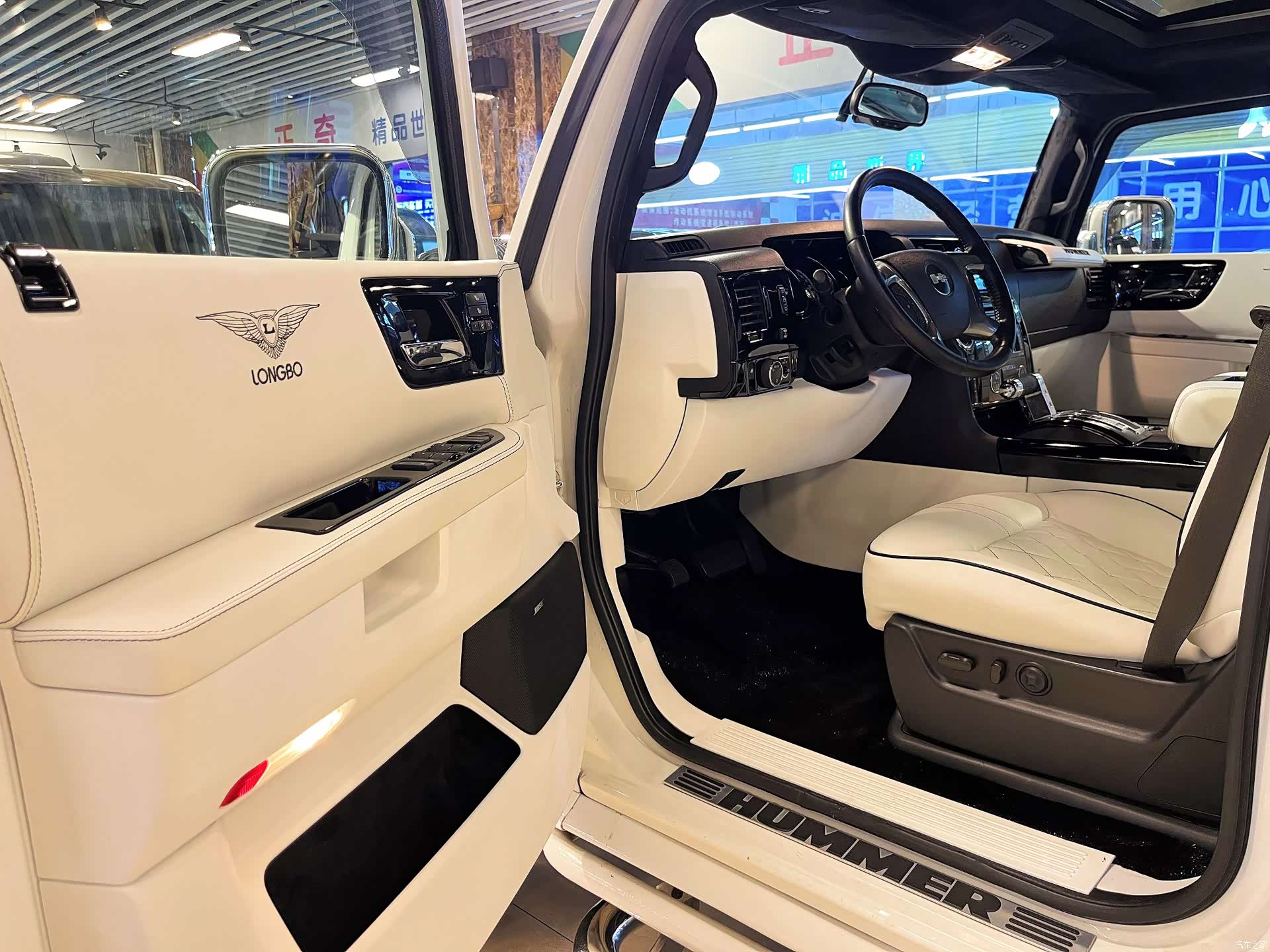 Hummer H2, 2016 16