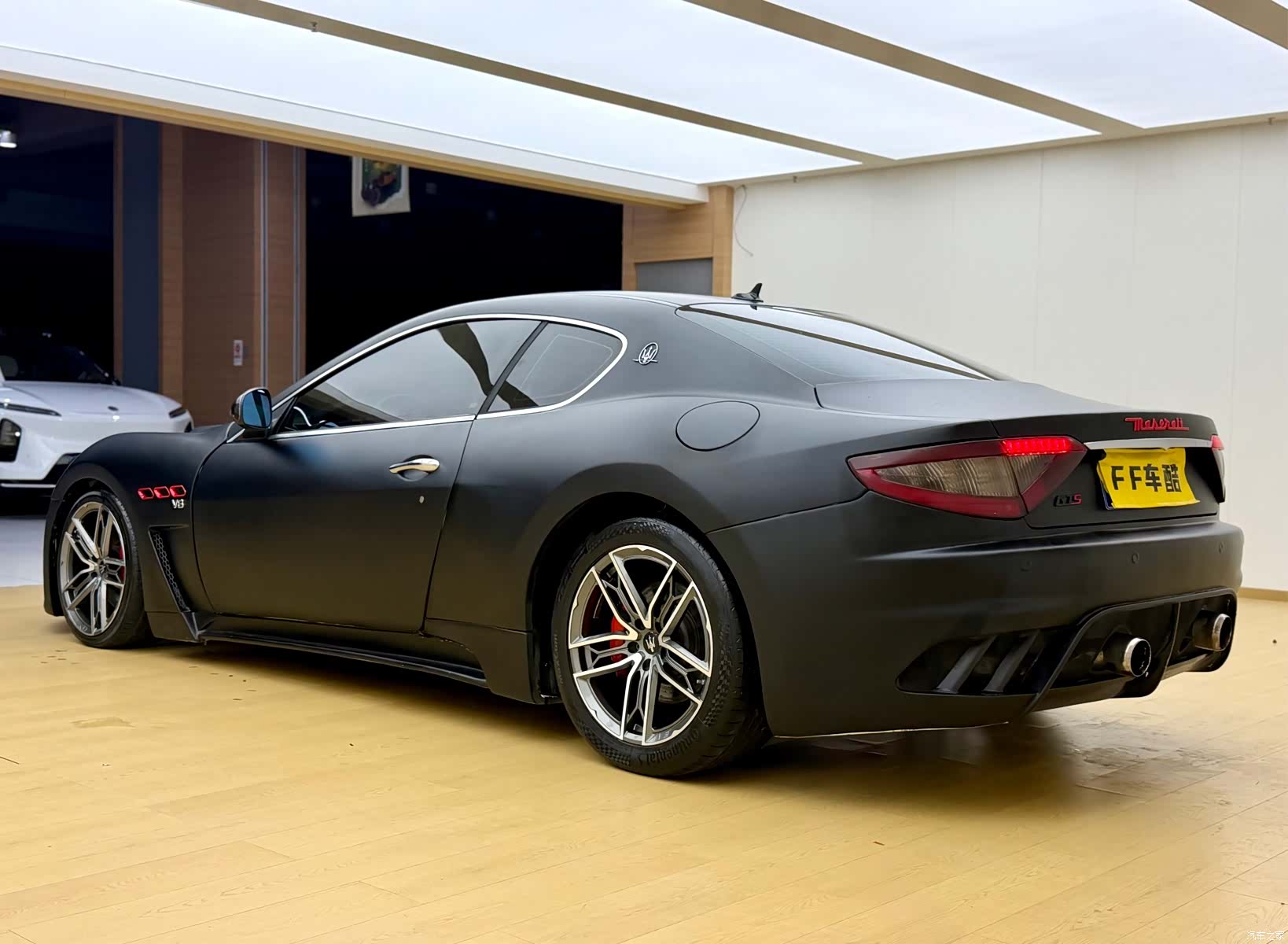 Maserati GranTurismo, 2010 все фото
