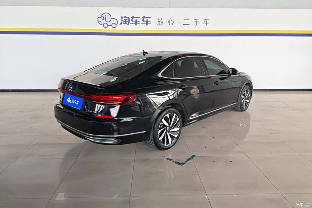 Volkswagen Passat, 2024 3