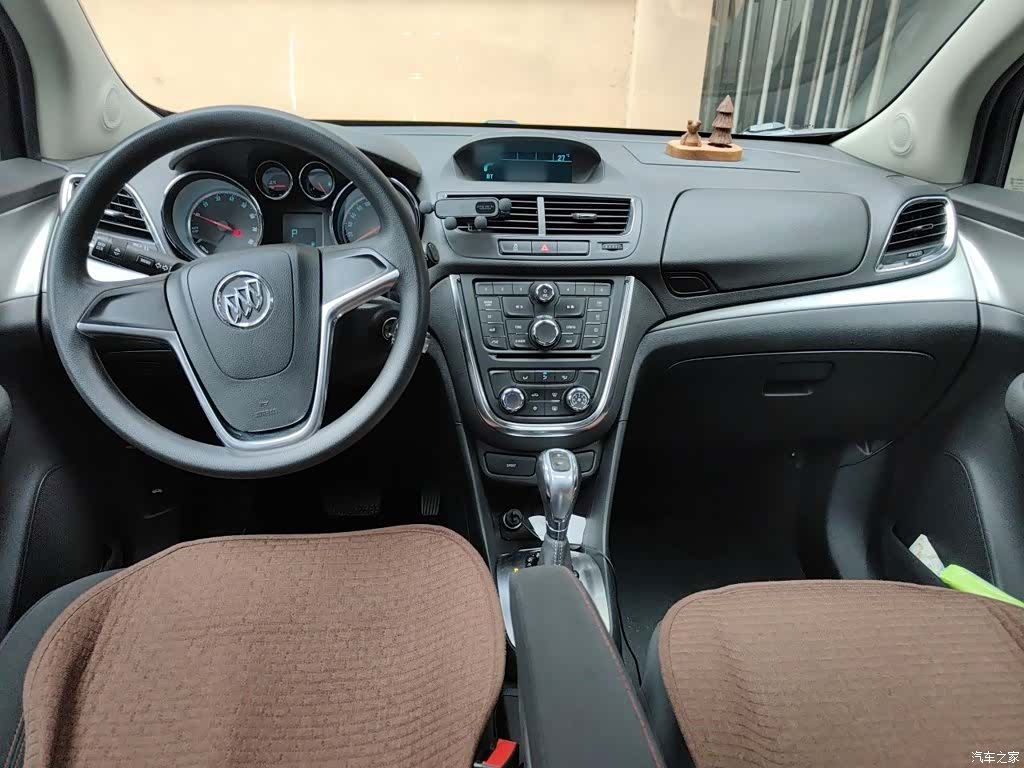 Buick Encore, 2015 10