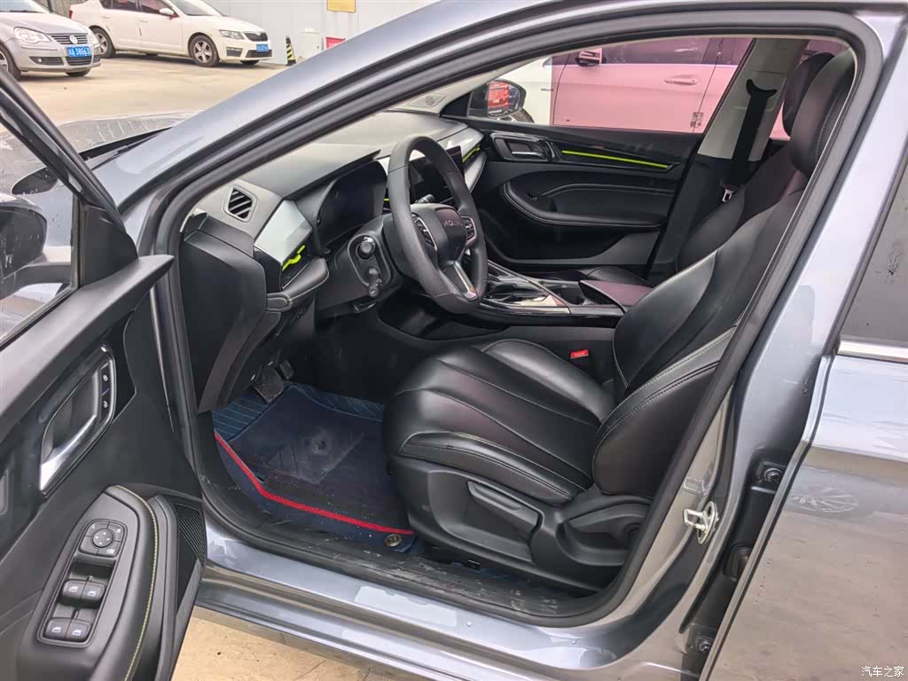 Roewe i5, 2021 9