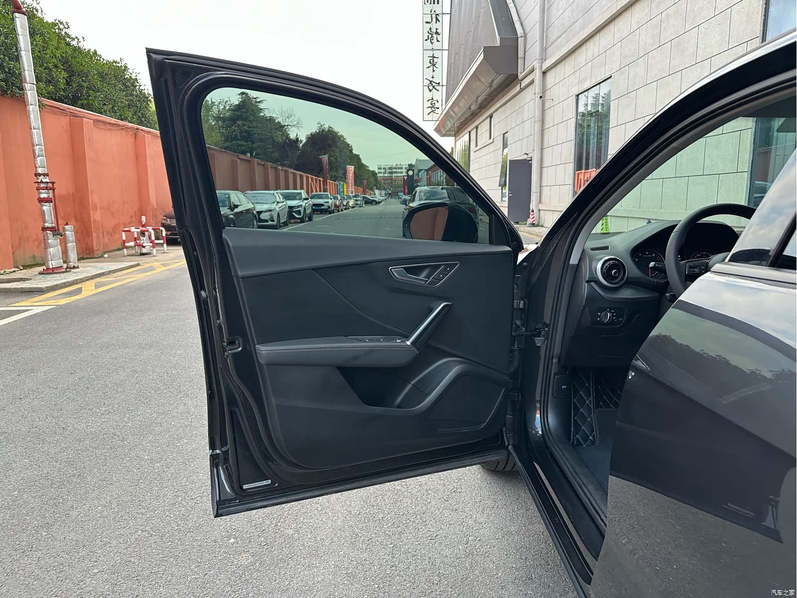 Audi Q2L, 2022 20