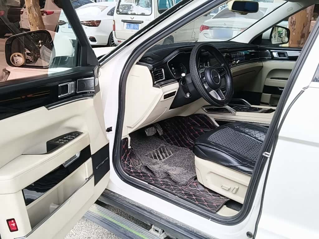Zotye T700, 2017 12