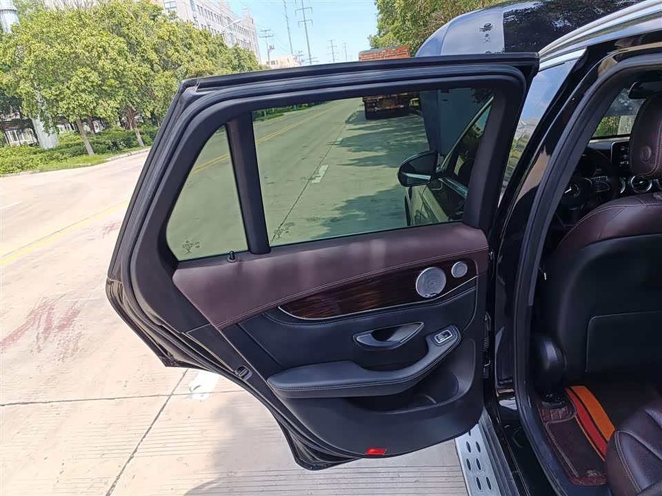Mercedes-Benz GLC Mercedes-Benz GLC