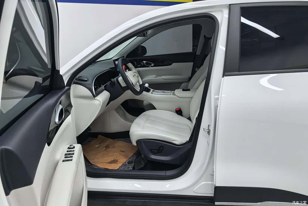 Geely Xingyuan, 2025 9