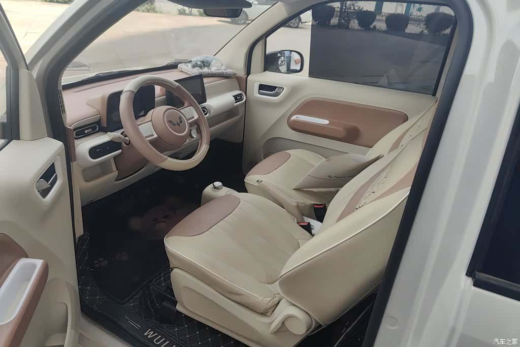 Wuling MINIEV, 2025 9