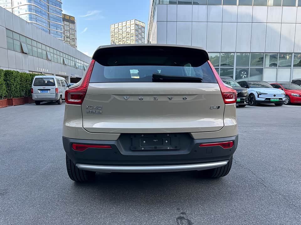 Volvo XC40