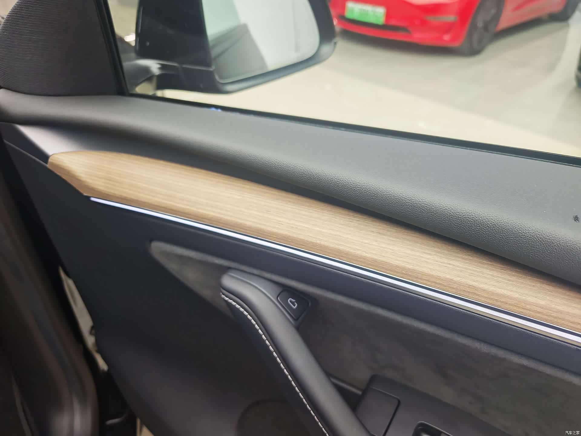 Tesla Model Y, 2022 13