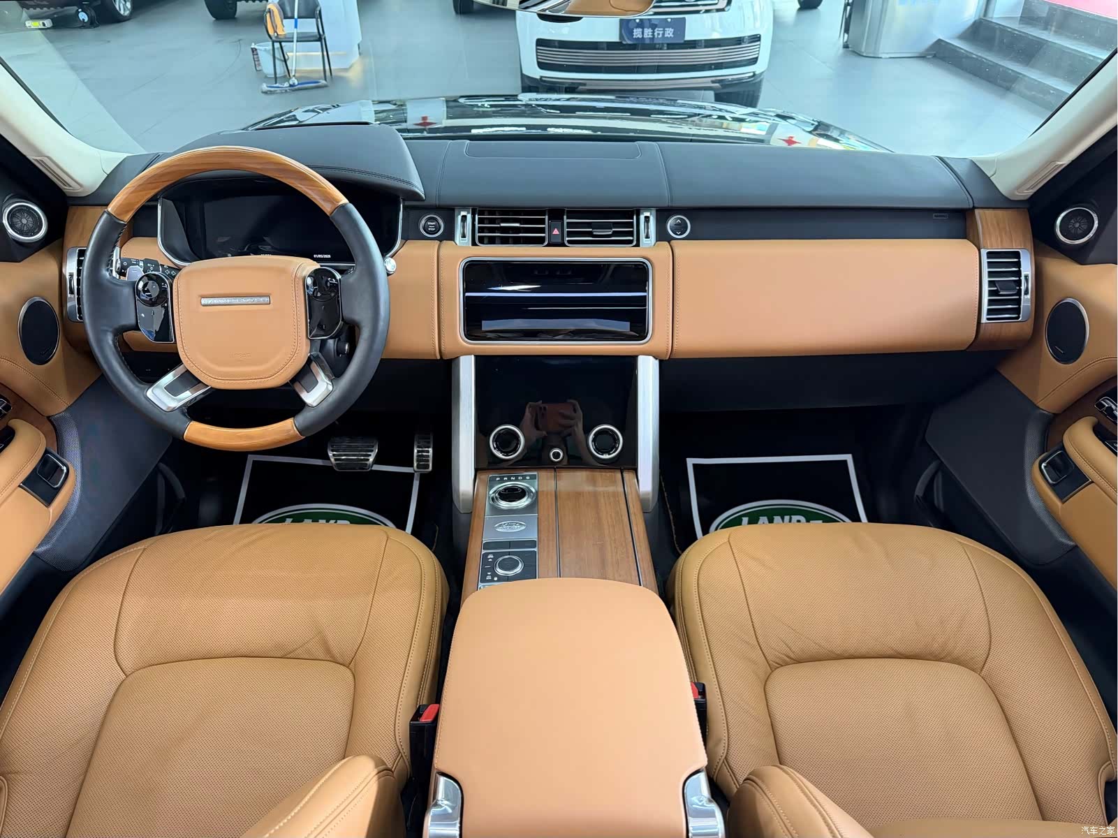 Land Rover Range Rover, 2020 12