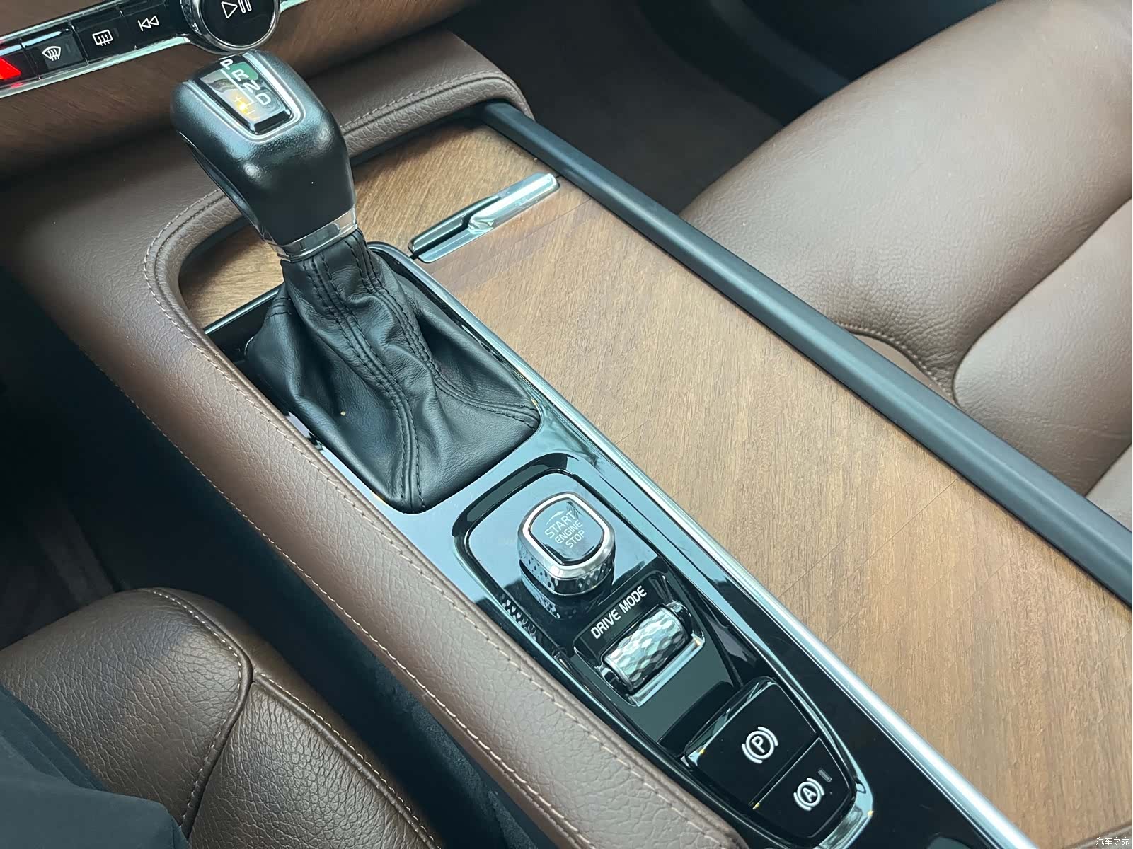 Volvo XC90, 2020 15