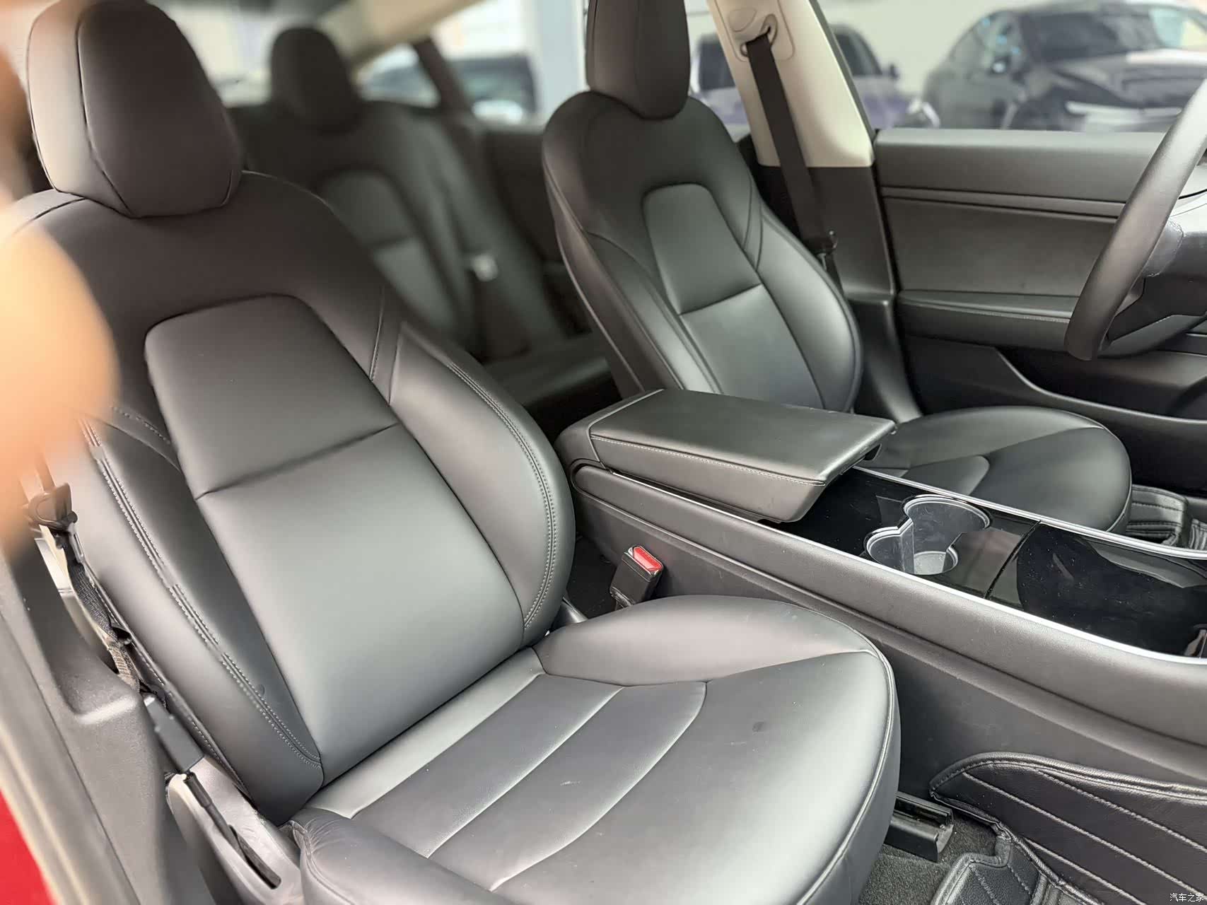 Tesla Model 3, 2021 12