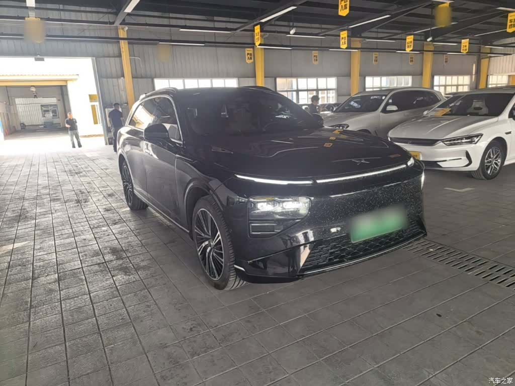 Xpeng G9, 2023 4