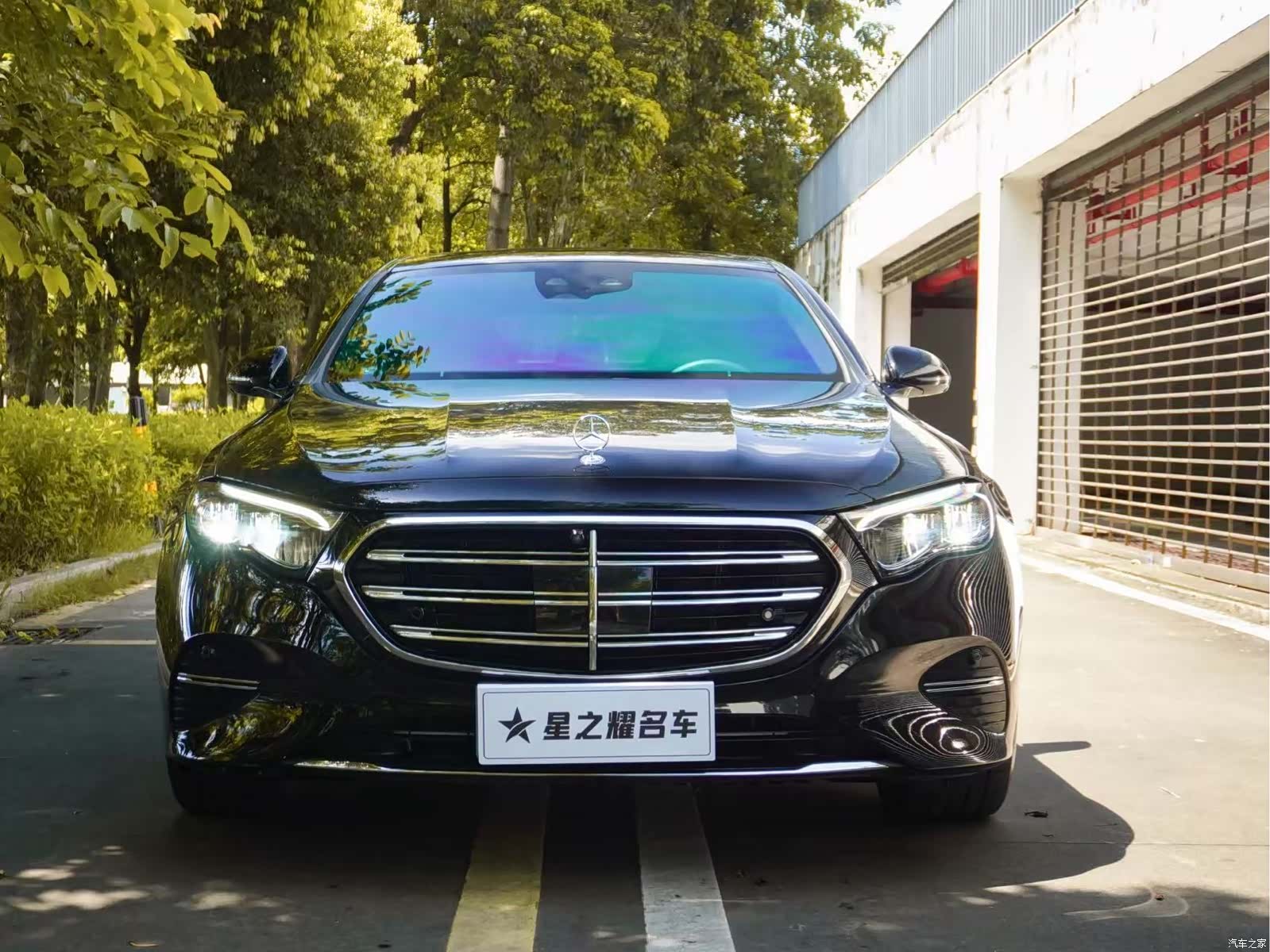 Mercedes-Benz E-Class, 2024 2